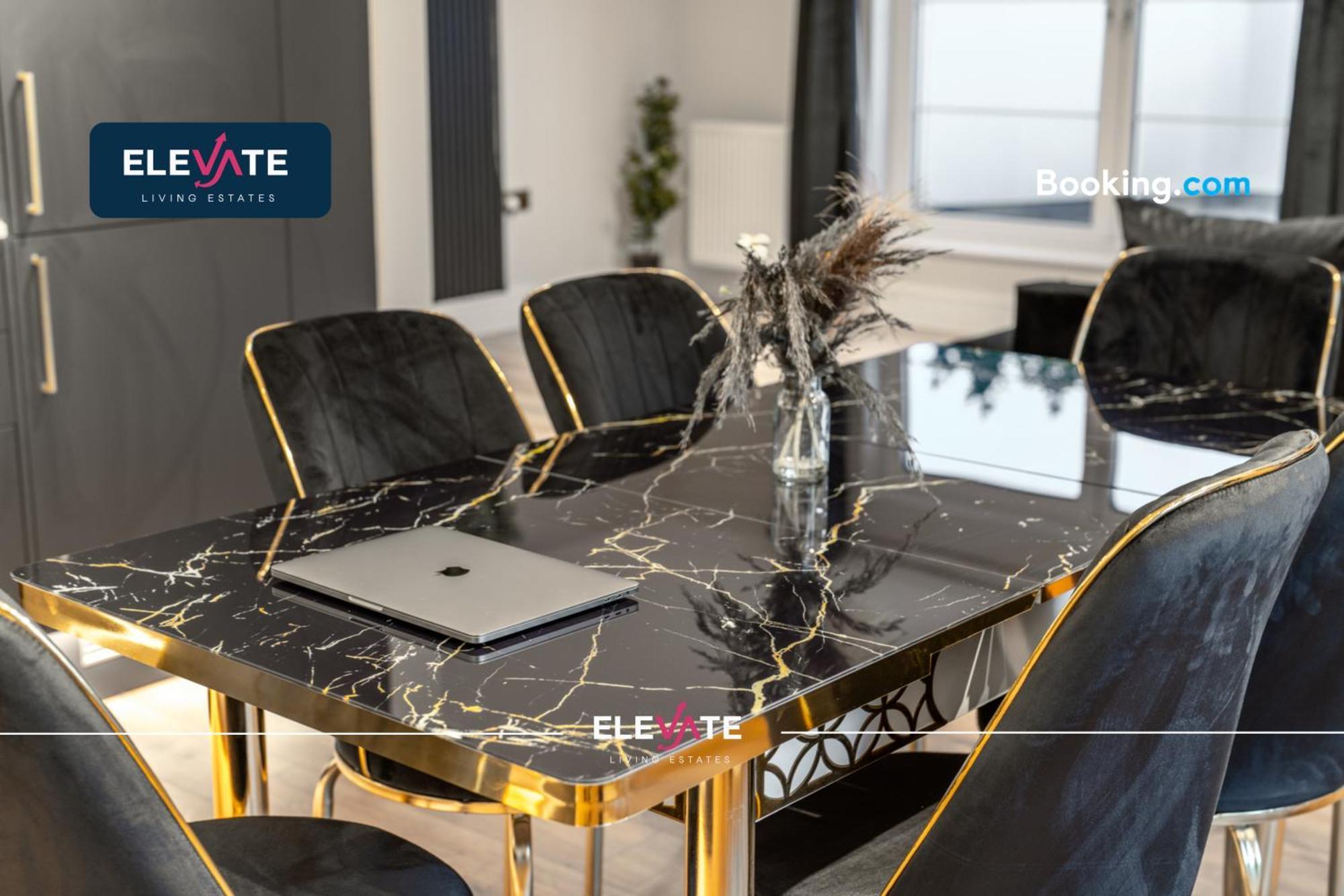 Premium Deals L Last-minute Escape L 1 X Super King Bed And 3 Single Beds L Wembley Stadium Location, Free Parking, Sleeps 8 L Elevate Living Estates Short Lets & Serviced Wembley