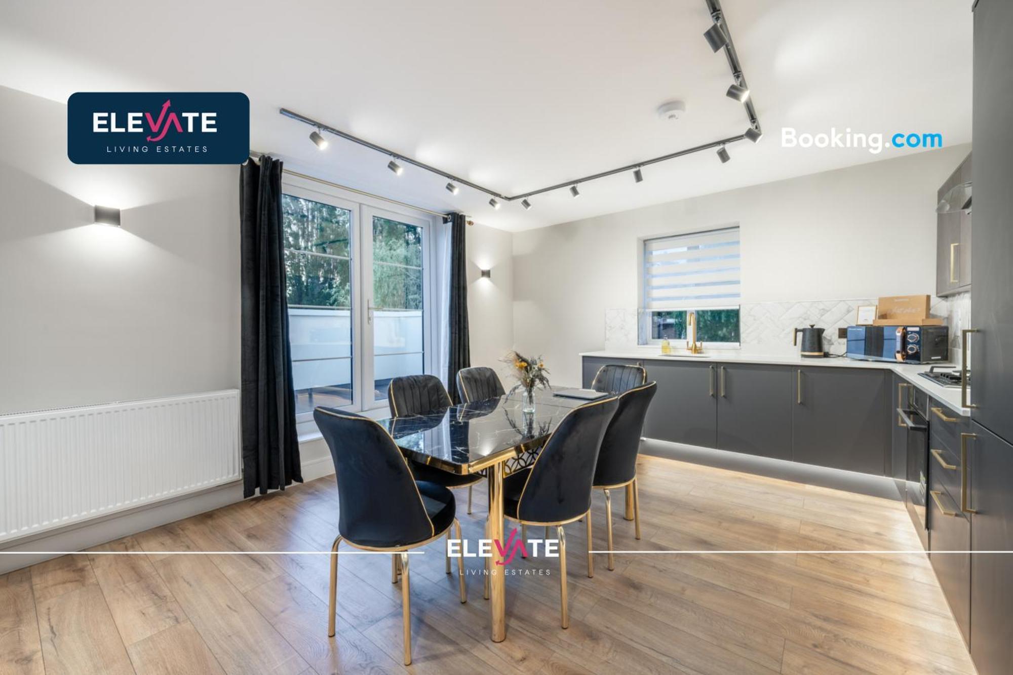 Premium Deals L Last-minute Escape L 1 X Super King Bed And 3 Single Beds L Wembley Stadium Location, Free Parking, Sleeps 8 L Elevate Living Estates Short Lets & Serviced Wembley * London