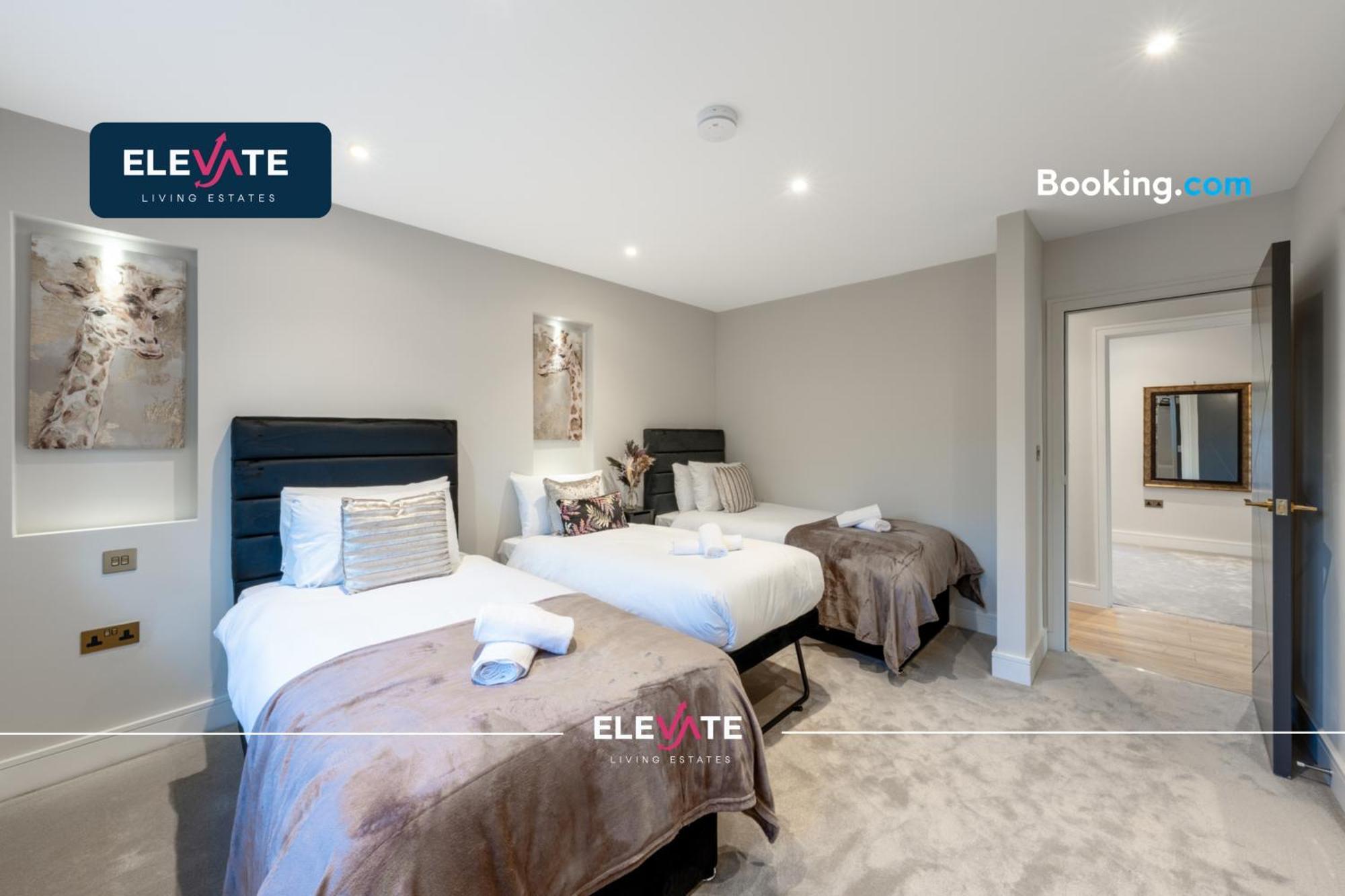 Premium Deals L Last-minute Escape L 1 X Super King Bed And 3 Single Beds L Wembley Stadium Location, Free Parking, Sleeps 8 L Elevate Living Estates Short Lets & Serviced Wembley
